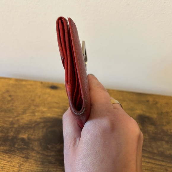 Gucci Red Leather Wallet - Picture 2 of 7